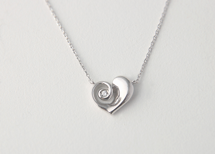 ... necklace-pendant-sterling-silver-heart-necklace-white-gold